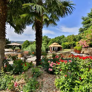 https://le-mas-de-la-lombarde.fr-provencehotel.com